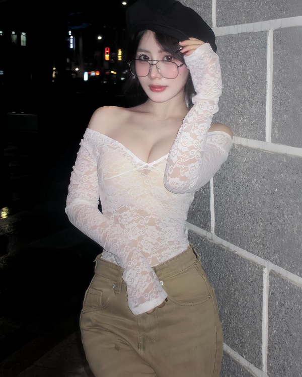 tiktoker-linh-tit-sexy-19