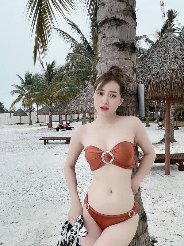 Ảnh Lâm Anh Tiktok bikini sexy 7