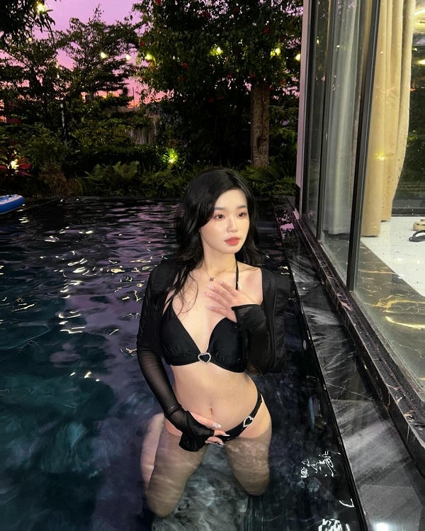 Ảnh Pô Tiktok Nguyễn Ngọc Lan Hương mặc bikini sexy, cute, cá tính 11