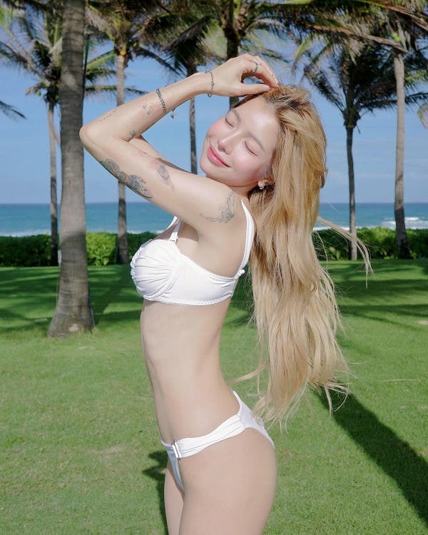 Hình ảnh Ciin tiktok Bùi Thảo Ly sexy bikini quyến rũ 1