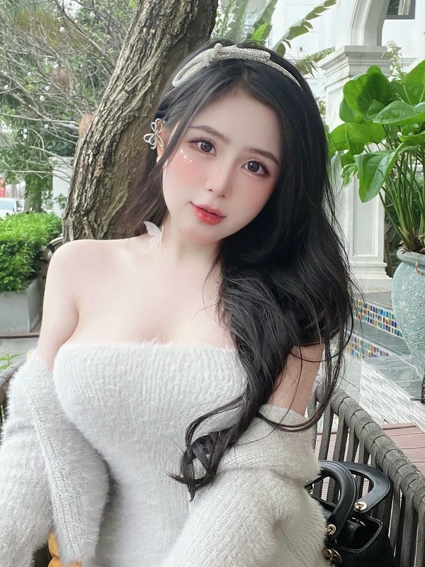 Hình ảnh hot girl Huỳnh Quế Trinh Tik Tok quyến rũ, ngây thơ 1