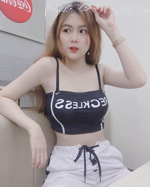 Hình ảnh Trân Trần tiktok mặc bikini quyến rũ, sexy 22