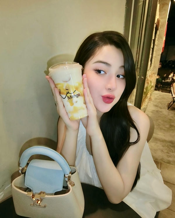 Ảnh Tiktok Gonpinkk cute, dễ thương, quyến rũ 9