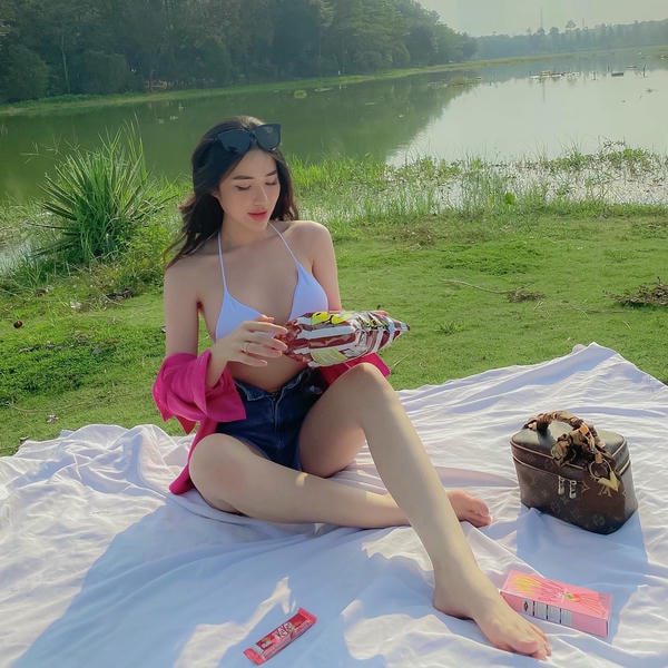 Hình ảnh  Gonpinkk mặc bikini sexy 4