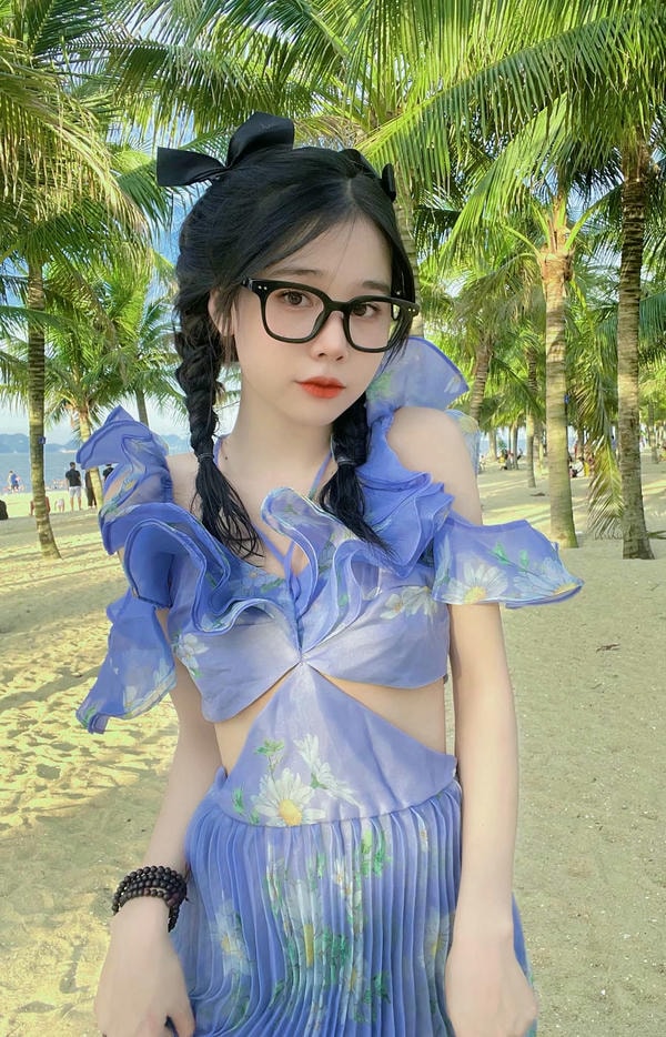 Ảnh TikToker MiD - Vũ Minh Huệ Cá Tính, Sexy, Cute 10