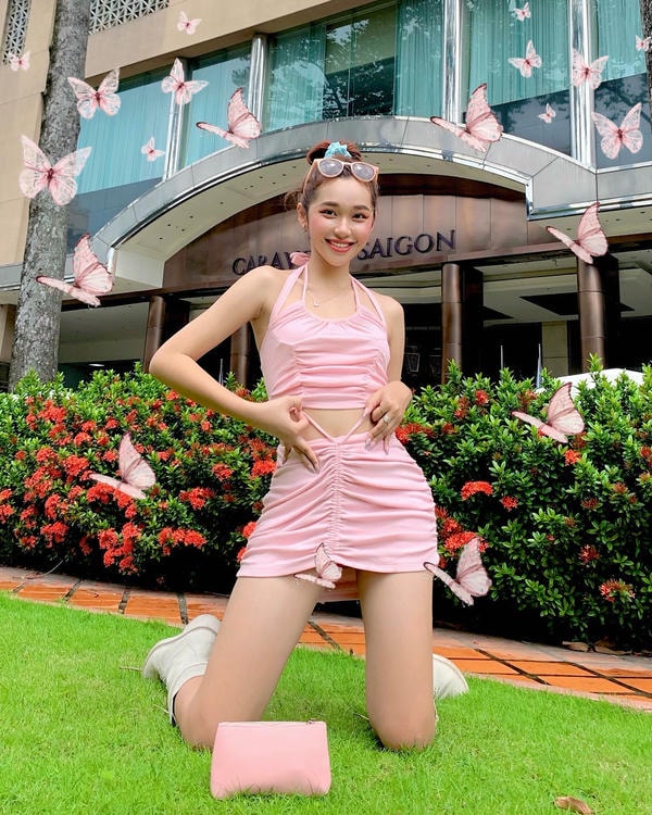 Hình ảnh Tiktoker Karty Chang Nguyễn Thị Thảo Trang cute, sexy, cá tính 19